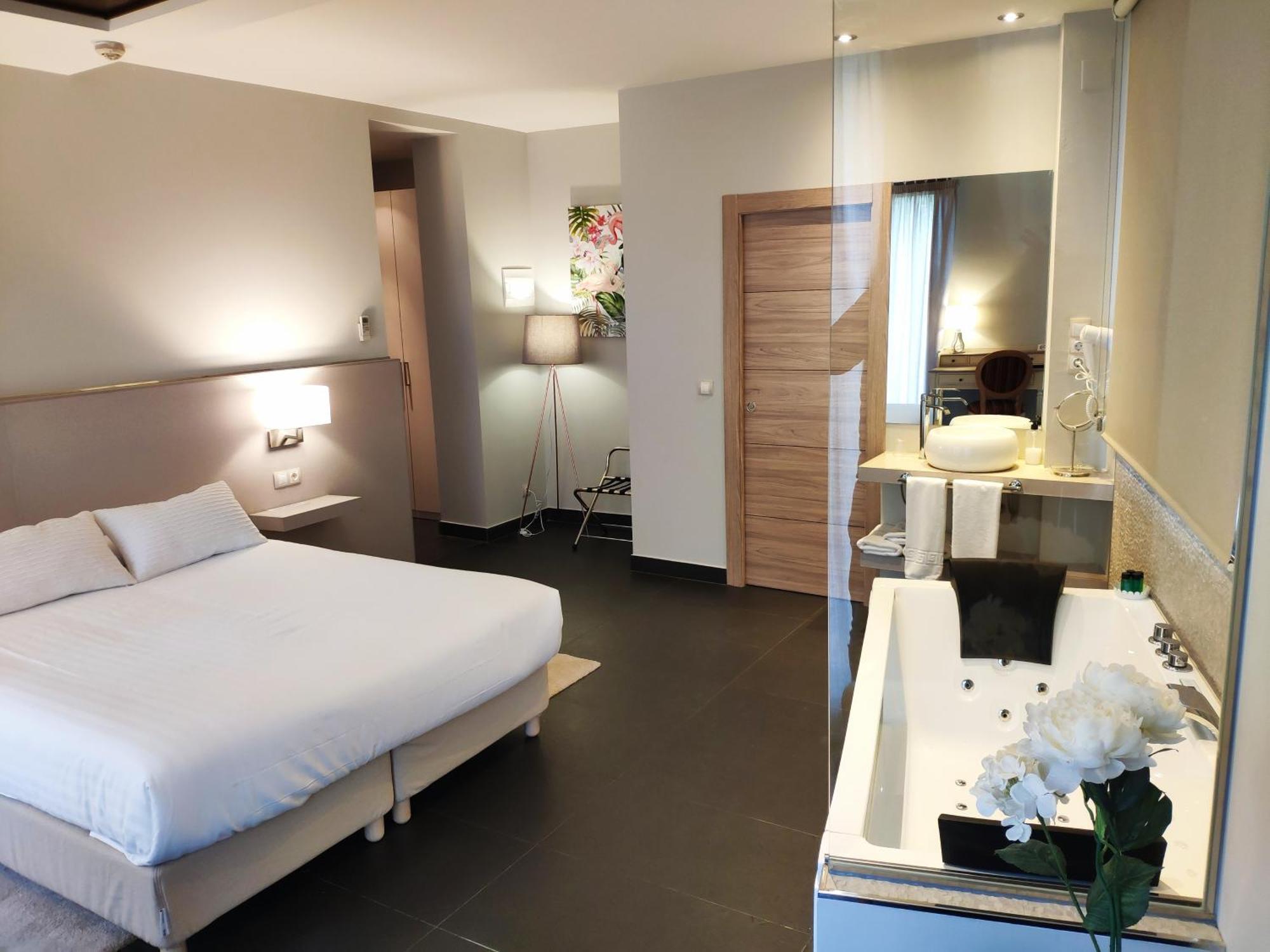 Hotel Puerta Del Arco Tudela de Duero Quarto foto