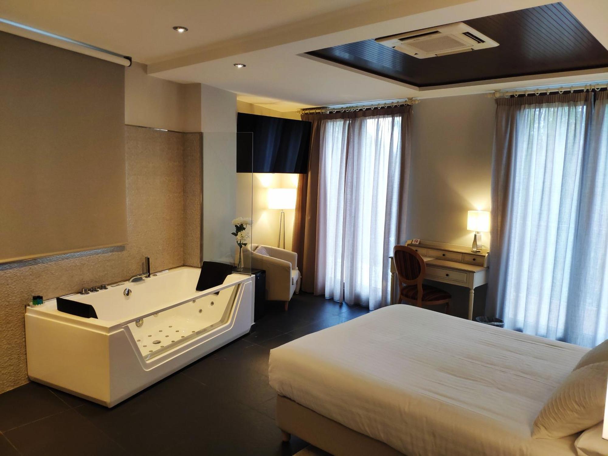 Hotel Puerta Del Arco Tudela de Duero Quarto foto